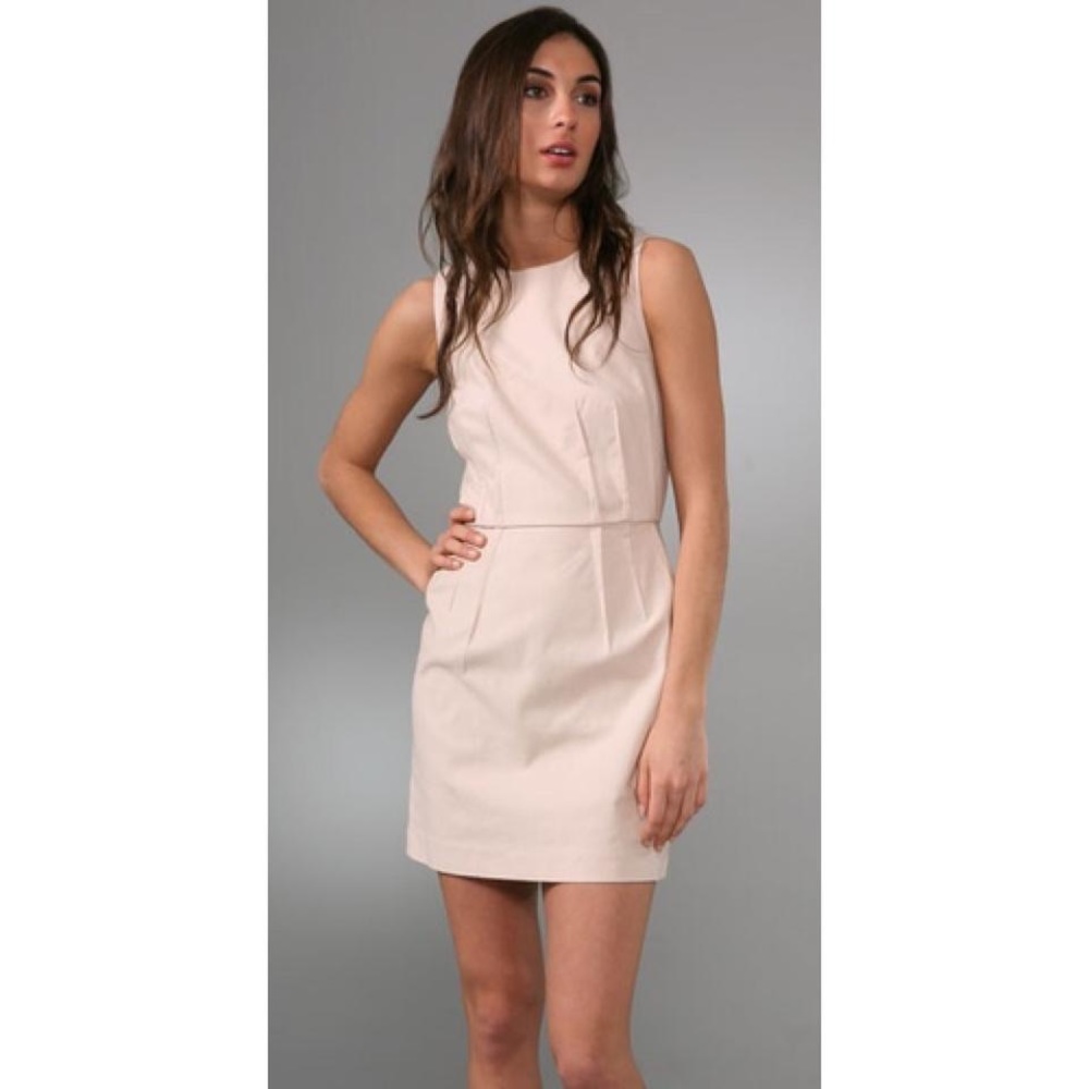 BB Dakota
Cream Flora Work/Office Dress